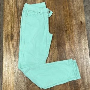 Elle jeans. Stretchy. Light green. Size 4